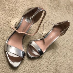 Madden Girl Silver Metallic Block Heel sandal